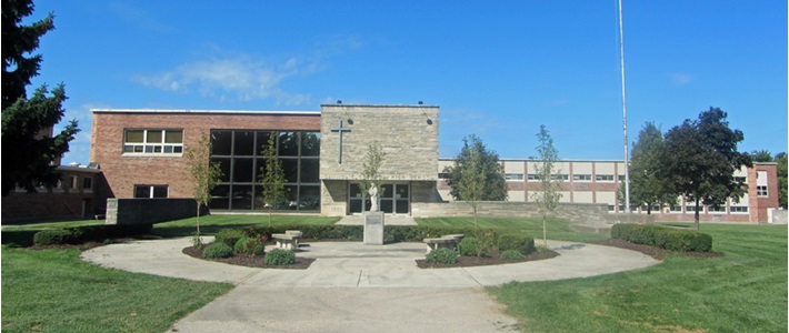Trung học Muskegon Catholic Central High School - Mỹ
