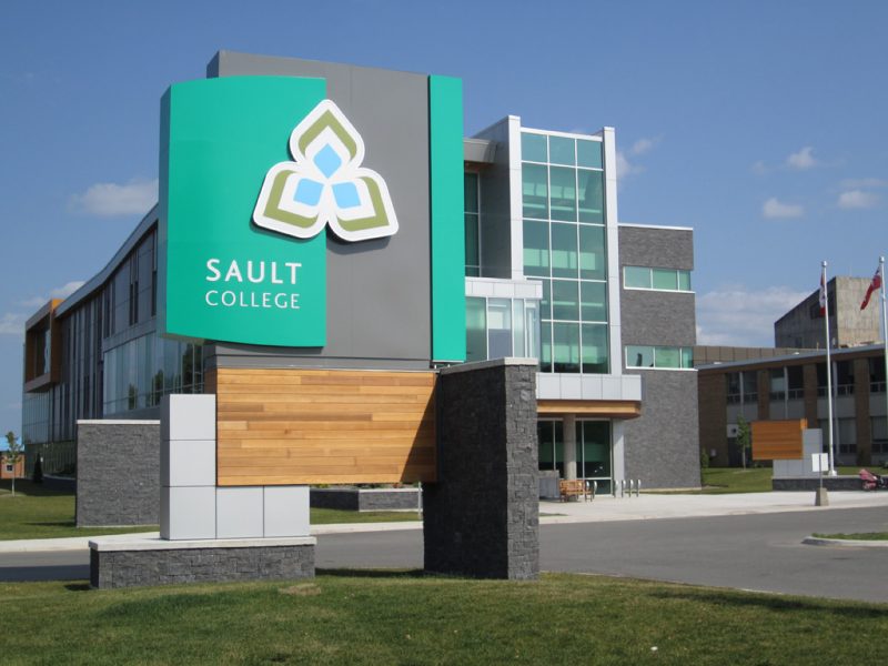 Cao Đẳng Sault College - Canada