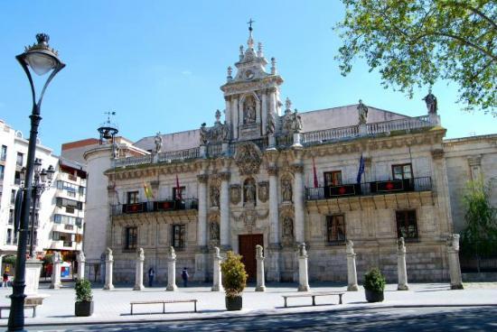 Trường Đại học Valladolid (UVA) - Tây Ban Nha